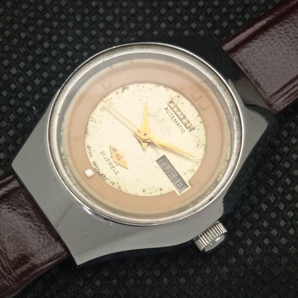 Vintage 1972 Citizen Automatic Womans Silver Watch W/daydate & Gold accents